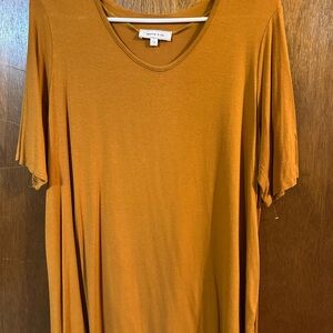 Women's Mustard Top
